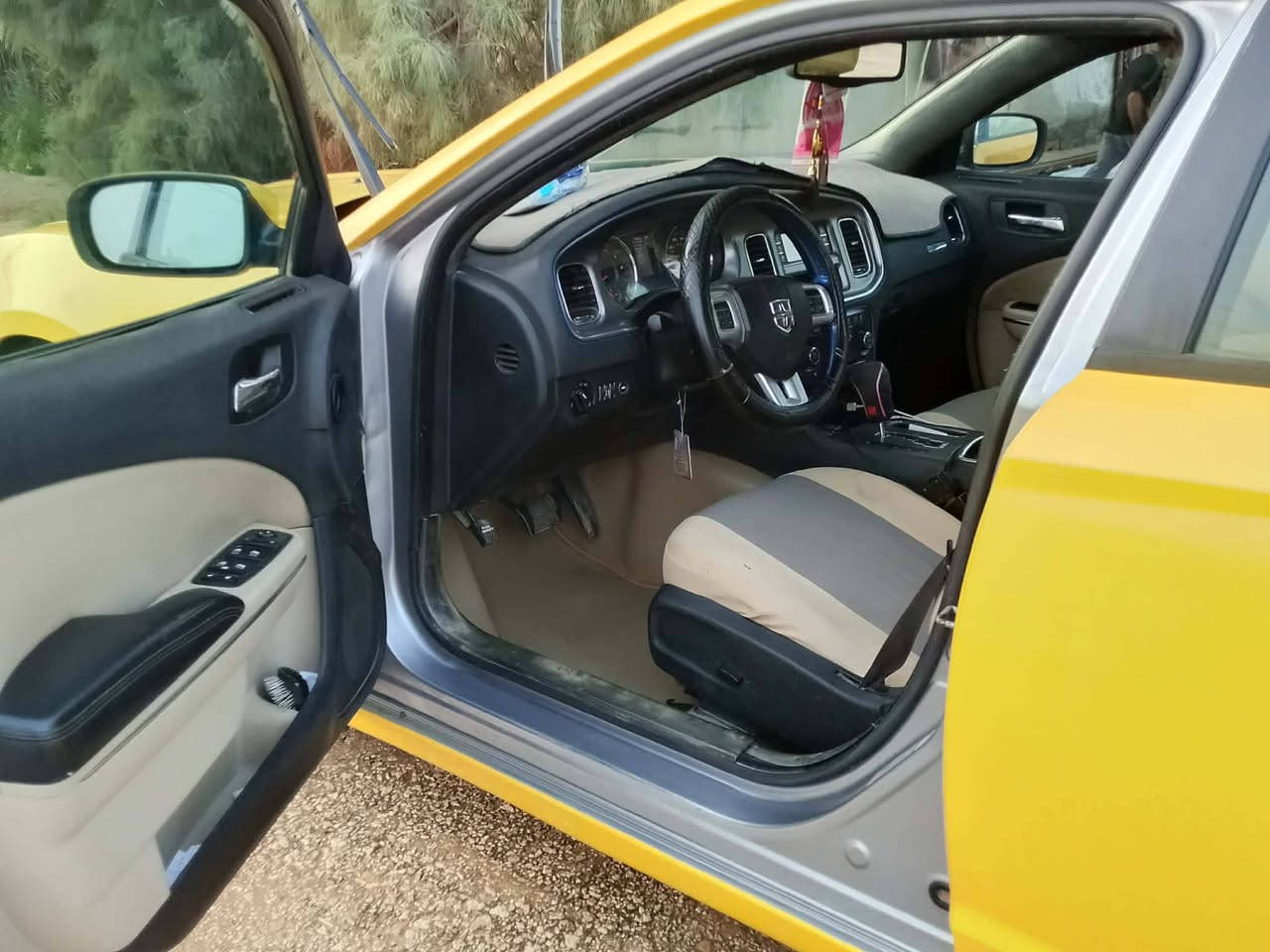 السلام عليكم
للبيع جارجر 2014 رقم بغداد المكان السماوه السعر 170 رقم الهاتف ***********
