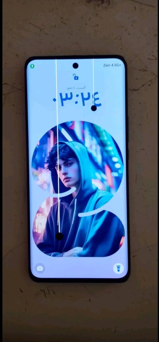 هونر X9b للبيع 🔥
العطل شاشة بس بي 2 خطوط لمس مابي شي 
باقي الجهاز نظيف 
رام 8 | 256GB | بطارية 5800

السعر مناسب 250
اتصل: ***********
