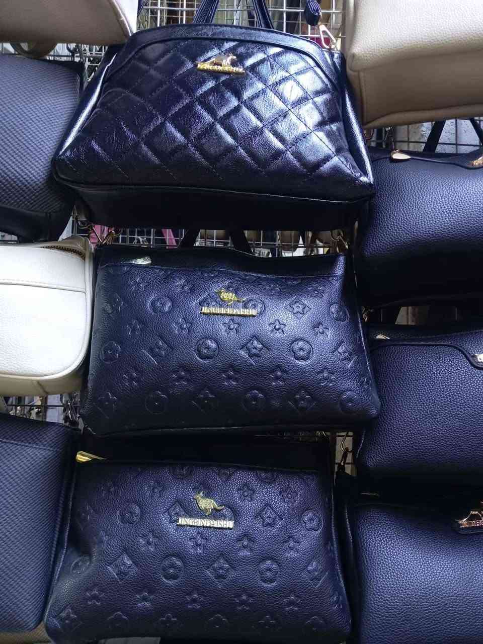 توفرة حقيبة يد ،نازكه ومرتبه. 🥰🥰 Singapore


**إذا كنت صاحب هذا الإعلان وتريد حذفه لأي سبب، رجاءا أرسل رسالة إلى الدعم الفني**