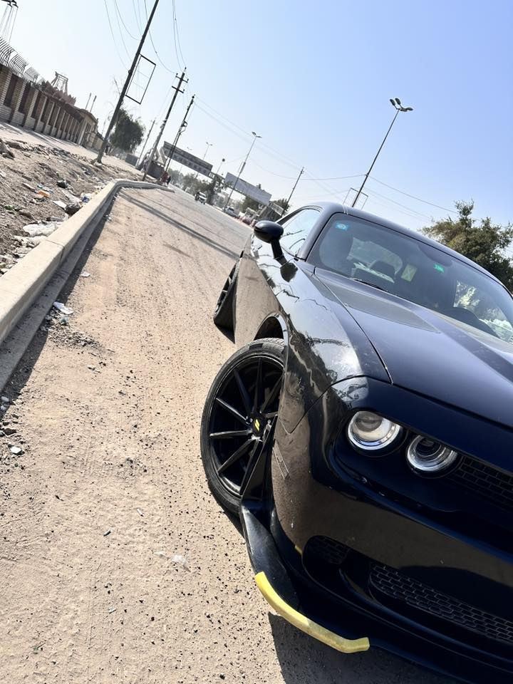 السلام عليكم 
بيع او مراوس بأربع بوب
جالنجر موديل ٢٠٢٣ حادث جاملغ وبنيد وجاملغ بارد ماشيه ٢٧ ميل
بصمه تشغيل بصمه ابواب تفاصيل اكثر اتصل 
العنوان بغداد حي الاعلام
السعر ١٦٠
شعندك مراوس نزل

 ***********
