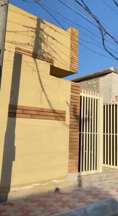 السلام عليكم اخواني الدار للبيع المساحه٩٠ تقريبا في مجمع فدك شارع المطبك /يتكون من غرفه وحمام داخلي وصاله ومنور واستقبال وحمام خارجي البيت جديد ما مسكون السعر النهائي ٤٥ /اخواني ال موشراي لايتصل لا يرهم قصد ولا إيجار ولا اداز الموقع الي يشتري يجي ايشوف المنطقه بعينه وتحياتي للجميع للاستفسار الاتصال على الرقم ***********
