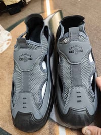 حذاء • مقاس ٤٣ أوروبي • خفيف