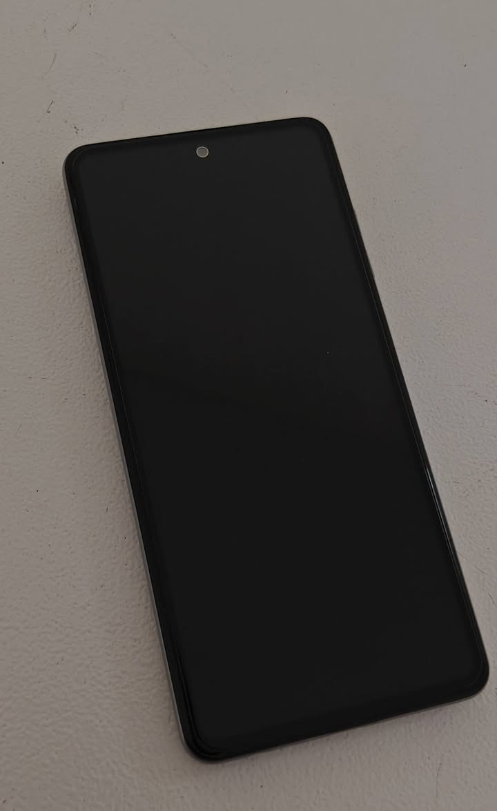 جهاز موبايل للبيع
سامسونك A52 للبيع نظيف جداَ ومواصفاته رائعه ومعروفه تكدر تبحث عنه وتتأكد
_ نظامه سلس وحلو 
_صورته والفيديو حلوه كلش وموجود فيديو جوه تكدر تشوفه واذا مهتم بالصور راسلني ادزلك الصور الماخذهن بهذا الجهاز 
_جميع الالعاب يشغلهن وبفريمات متوسطه
❗
للتواصل مراسلة الصفحه او الاتصال واتساب
***********
