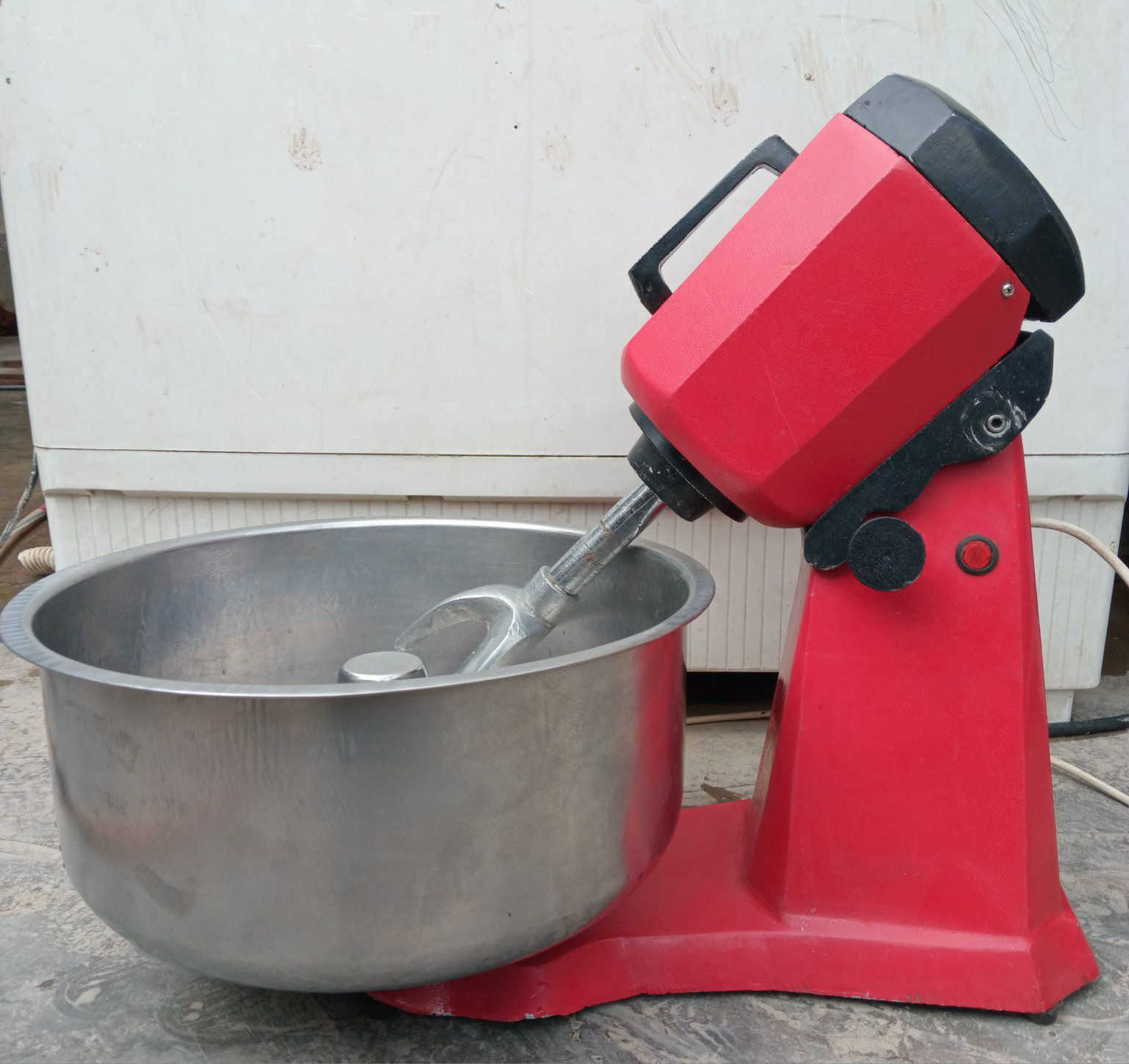 للبيع عجانه 10 كيلو مكاني بغداد جكوك
 قريب على الكاظمية السعر 170

***********
