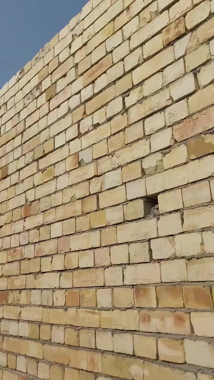 السلام عليكم هيكل ١٦٠ متر بناء طابوك سبع قصور منطقه مجبل الماجدي التصال ***********@ ***********واتساب
