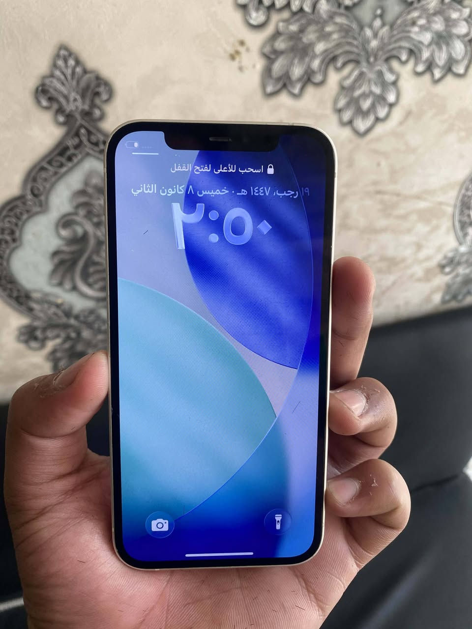 للبيع 12 عادي ذاكره 128 بطاريه 75 الجهاز وتر بروف مكفول فول نضافه كله شغال السعر 310 بي مجال بسيط العنوان بغداد حي النصر رقم الهاتف *********** متواجد خاص واتساب
