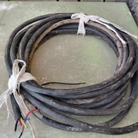كيبل كهرباء مستعمل للبيع 4*4 طول 12 متر مكاني بغداد حي النصر شارع السو...