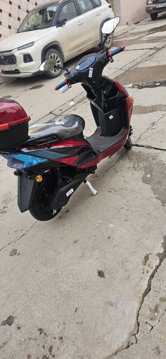 السلام عليكم 
مطور للبيع مستخدم شي قليل الوصل موجود
مطور سكنس 
3نمره
5بطاريات دبل 
دبل بصمه دبل سويج 
نضام بك 
مطور معروفه المواصفات 
#السعر550 وبي مجال 
موصل الأيسر 
***********
