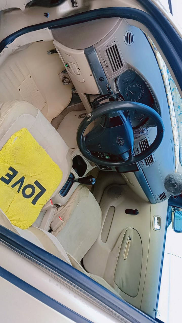 شوفر كولبت 2006رقم دولي نجف مشروع وطني مكفوله ضربه كصه نقل كير مكينه كورلا 1600 سعرها 40وبيها مجال قليل مكاني نجف 
***********
