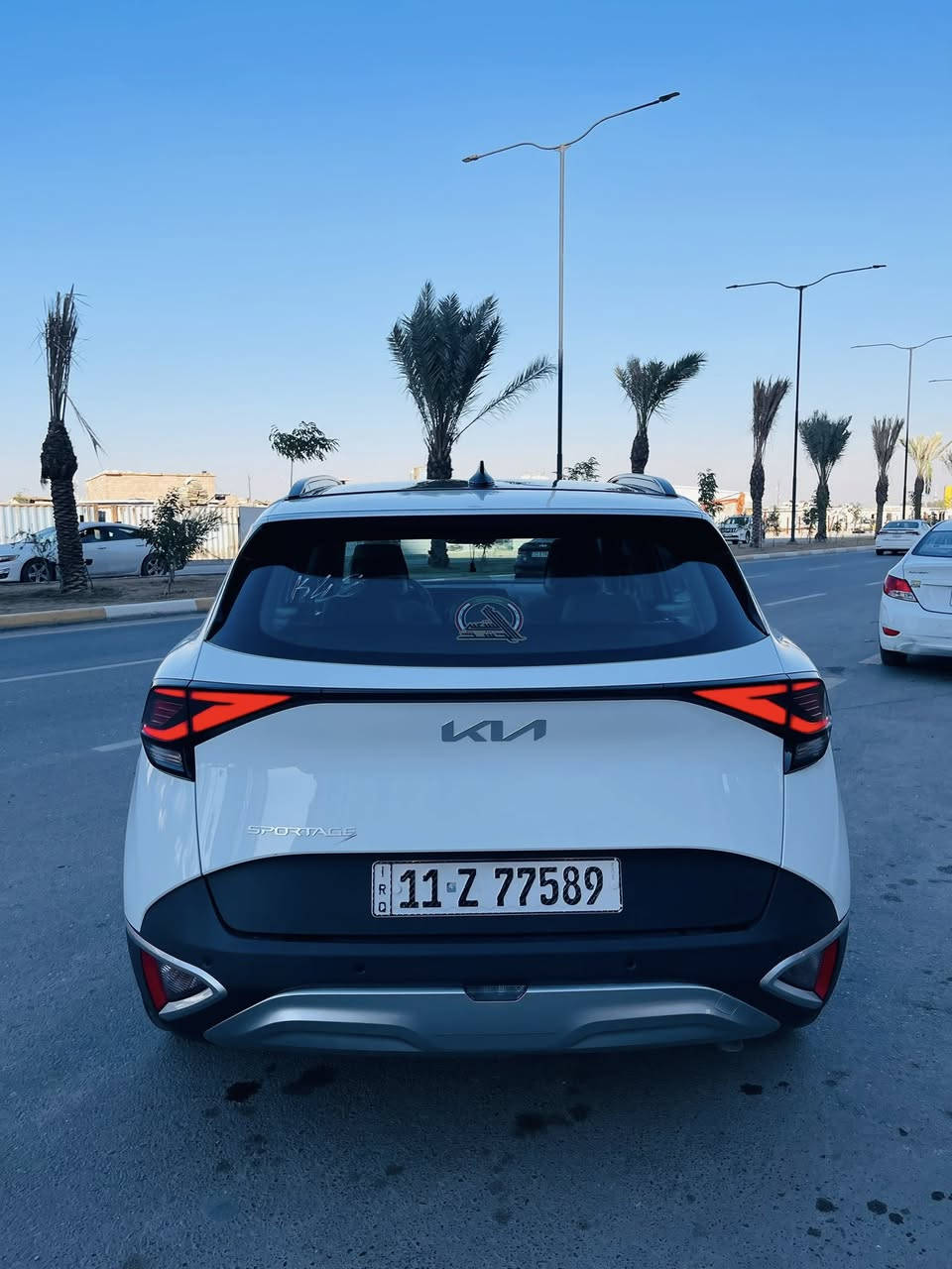 🚘 كيا سبورتاج 2025 – بانوراما فل مواصفات 🌟
مكفولة كفالة عامة 
ماشية 10 الاف 
بعدها بالضمان 5 سنوات + 4 تبديلات دهن مجاني 
✅ فتحة سقف بانوراما 
✅ شاشة لمس مع نظام ترفيهي حديث
✅ كاميرا خلفية + رادار أمان جانبي 
✅شاشة عدادات ديجيتال 
✅ تسخين كراسي أمامية + مقاعد كهرباء 
✅ تشغيل بصمة + تشغيل عن بعد
✅صندوق كهرباء 
✅ويل كب قياس 19 
✅ محرك اقتصادي وقوي بنفس الوقت 2000
وبعد بيها مواصفات معروفه 
 📍بغداد حي الجهاد 
رقم _ ***********
