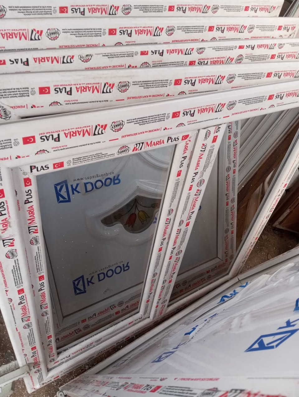 السلام عليكم احبائي معمل التركي في  بي سي والمنيوم اسعار تنافسية للابواب والشبابيك والقواطع تركي درجة اولى نصنع جميع القياسات  للاستفسار والطلب اتصل على***********
