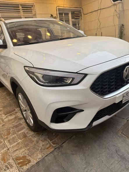 ام جي فئه zs موديل 2025 بعدها زيرو ماشيه 3 الاف كيلو بصمه تشغيل بصمه ابواب حساسات خلفيه شاشه كبيره تدعم كار بلي وتدعم اندرويد لد امامي متغير 
لايتات زينون بلادي 
تبريد قطعتين 
ارضياتها ممستخدمه ومفصل عليها ارضيات جديده 
الستيرن كذلك مغلف بلون الدشبول كاربون فايبر وخيط احمر 
رايدها 20مليون 300 وبيها مجال بسيط
***********
بدون رقم اكرر بدون رقم
مكفوله كفاله عامه
