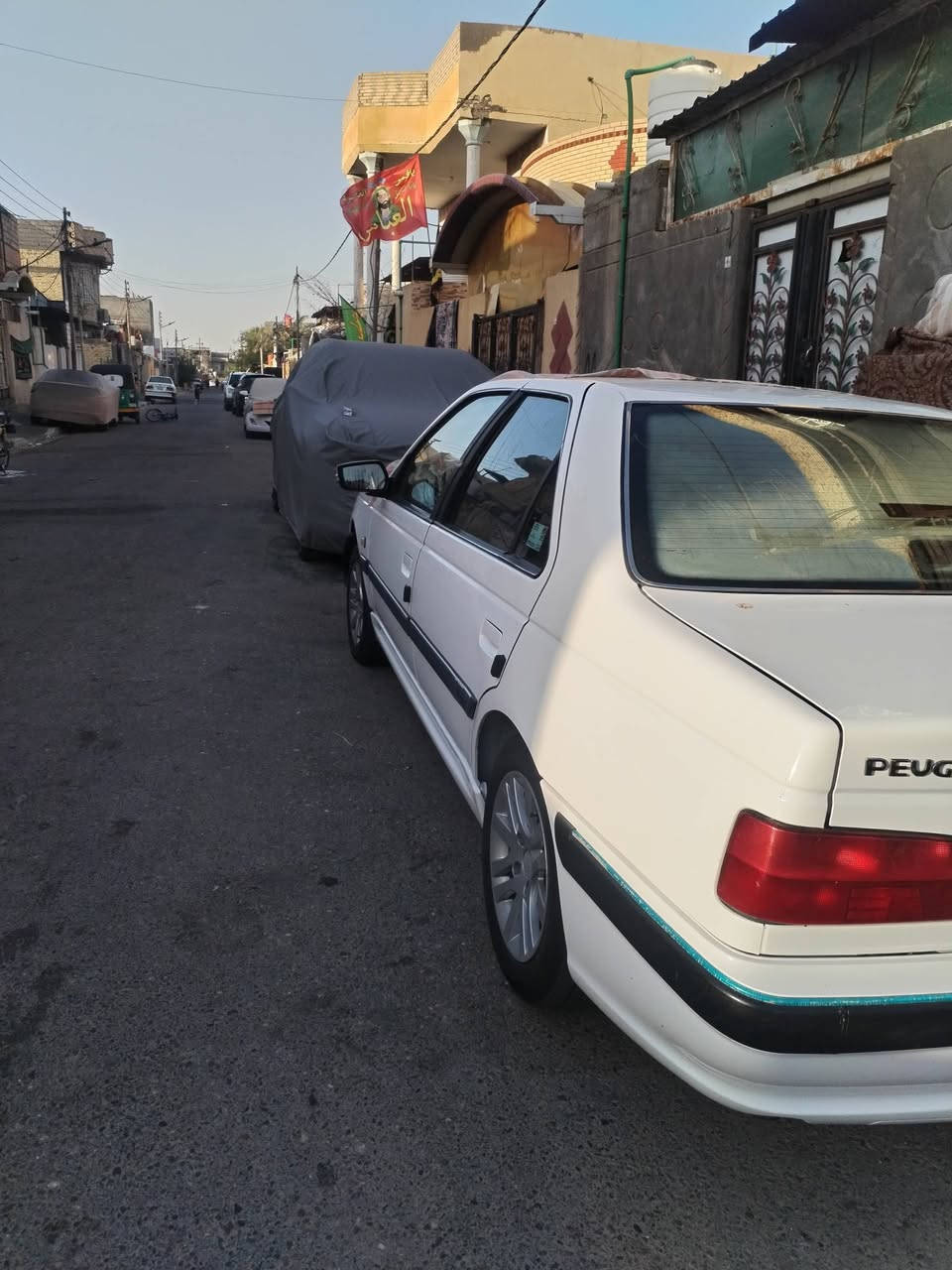 سلام عليكم بيجو بارص 2021بيها جاملغ وبنيد وبيها مبدل كازكيت اسبوع واشيل اشارة الحجز وشوفت عينكم السياره غير ذني مابيها. السعر 60وبيها مجال. ***********.
