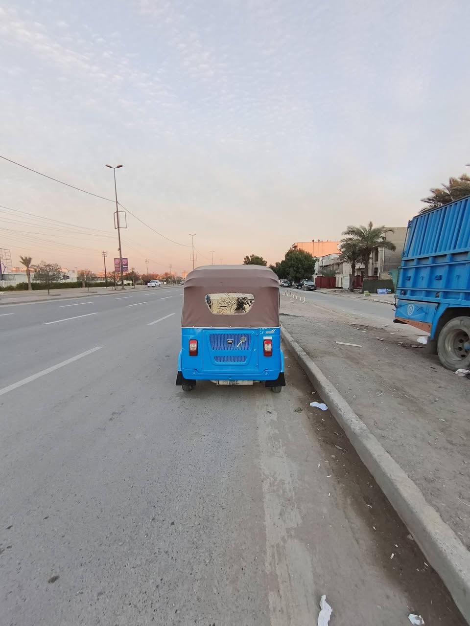 السلام عليكم تكتك 21 للبيع  اوراق المصطفى سبع ورقات استفسار دقوا على هذا الرقم ***********
 انا مكلف بالنشر
