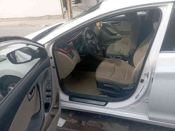 سلام عليكم بيع النتره موديل 2016 محرك 1800 تبريد وتدفئه شغال رقم انكليزي بسمي ثاني يوم مداور سعر 128 وبيه مجال بسيط ***********
