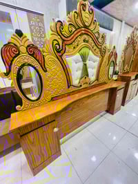 سرير • غرفة نوم