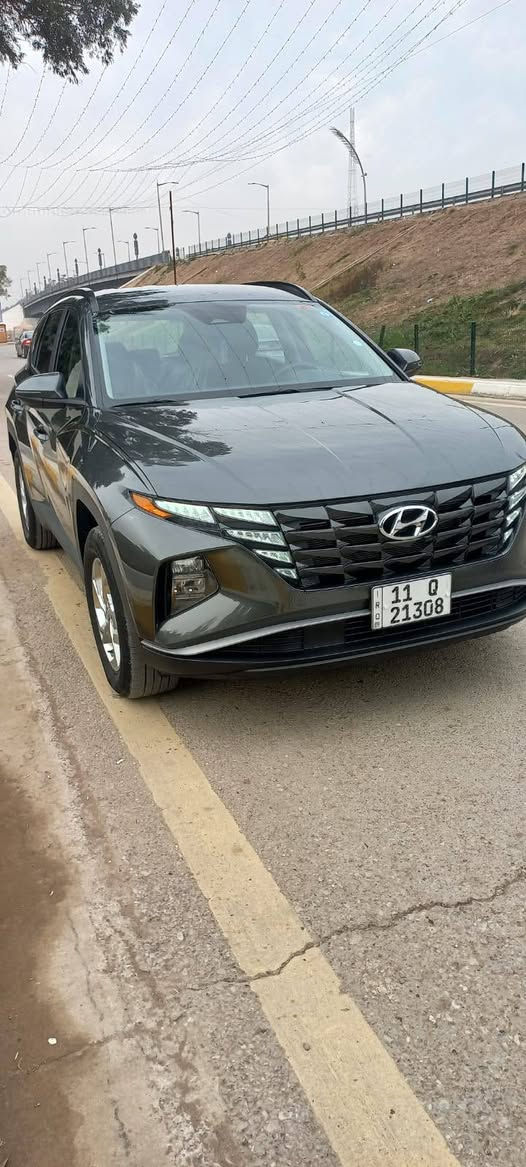 السلام عليكم
للبيع توسان موديل 24 
وارد امريكي رقم بغداد 
بيها ضرر قطعتين بدون دواخل 
وشي قليل يم قبق البانزين 
حالوب بل قماره ولبنيد مامبين 
شغل درجه اولى 
السعر 170وبي مجال 
***********
مكاني ديالى بعقوبه 
الشراي يتصل وبل خدمه 
#لجميع
