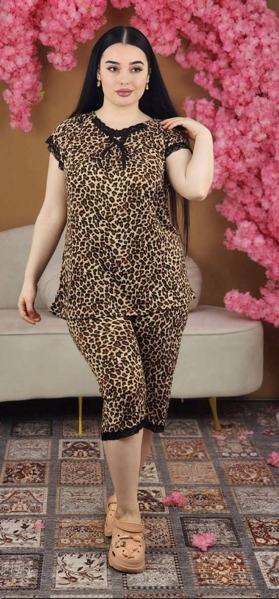 توفر برمودا 
،قماش فانيلة فول ليكرا
،قياسات اكس لارج اكسين لارج ،تلبس لل 85 ،نمري فقط .
الحجز 
https://t.me/RAQIH2016


**إذا كنت صاحب هذا الإعلان وتريد حذفه لأي سبب، رجاءا أرسل رسالة إلى الدعم الفني**