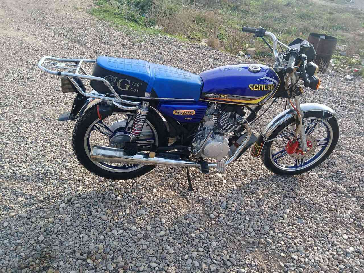 السلام عليكم دراجة سيفان مديل 24 محرك ما مفتوح دراجة مكفولة كفالة عامة السعر 625 وبيهة مجال مكاني ديالى قضاء دلي عباس سراجق الرقم ***********
