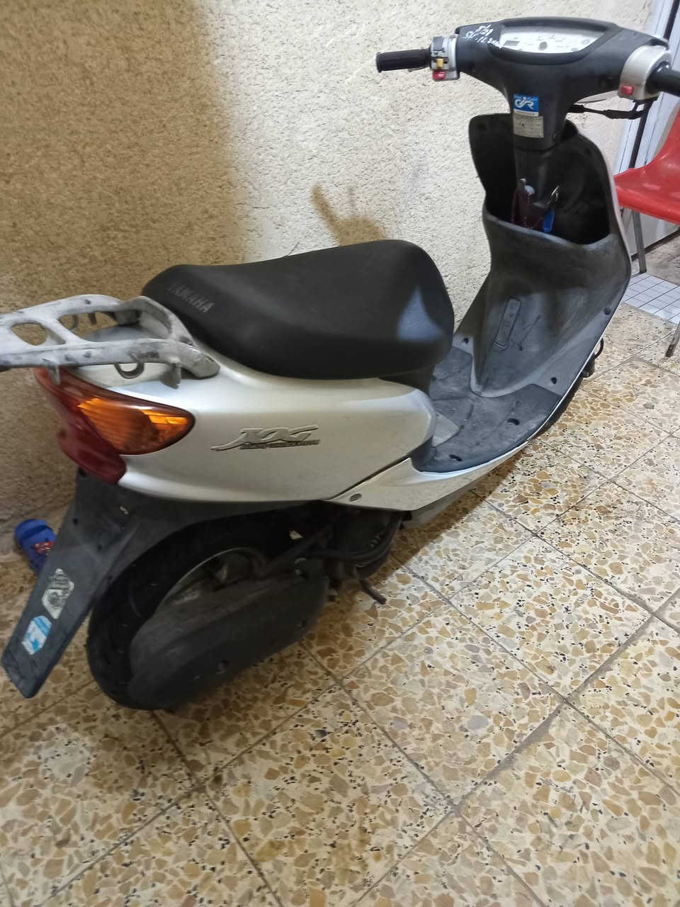 من رخصة لدمن يوماها عصفوريه فحل اليوم وصلن من اليابان اشكد أتريد موجود السعر 800 هاذ رقمي ***********
