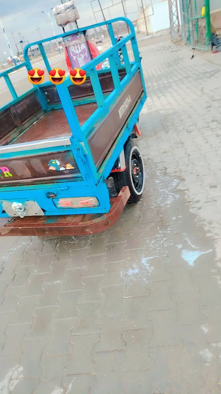 سلام عليكم ستوته للبيع موديل 2013مكفوله كفاله مكاني سماوه الله شاهد ما جناي ستوته نضيفه وعليدي مكين 23رقم ***********
