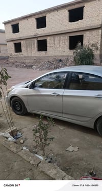 من رخصة الادمن  اكسنت موديل 2015 محرك 1400 السيارة بسمي مجدده 2029 تخم...