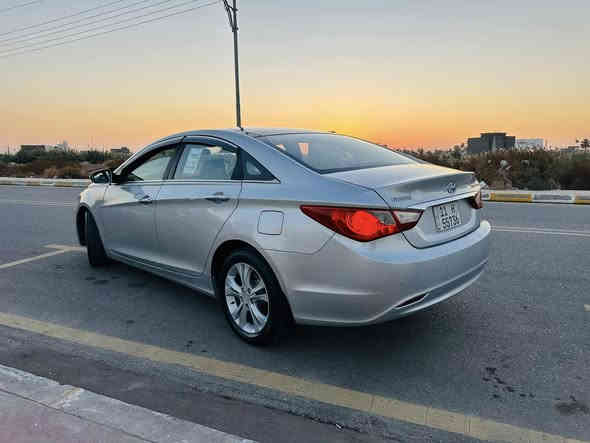 �✨ للبيع — هيونداي سوناتا خليجي 2011 ✨🚘
لون رصاصي غير محداد 💎
سياره مكفوله من الضربه والتبديل شرط سياره بيه صبغ چاملغ صبغ وهلال جاملغ والباقي كفاله ولك سونار   سياره گير ومحرك بشرط وحداديه وتخم تاير وتبريد ثلج سياره رقم بغداد بسمي تحويل مباشر سنويه 2030سياره جاهزه  💥

🔹 سياره فول كشن كهرباء بنرامه سياره  
🔹 محرك 2400دوش 
🔹 گير 6نمر المرقوب  
🔹 سيارة 5 ويل كب  حتى السبير .

💰 السعر: 117$وبيه مجال 
📞 للاتصال والاستفسار: [***********]
