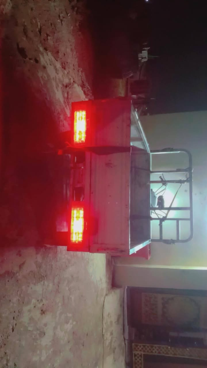 السلام عليكم شباب ستوتة دولفين موديل ١٨ اوراق ضايعة اتكلفها كافت شروط ستوتة شغلة عوزها باتري ولايت بدي نضيف شاصي بلادي بدون الحيم دبلات شغلة تخم تاير جديد  مكان بغداد النهروان شراي يتصل ويدلل اخون رجا الموشراي لايعلق *********** رجا الموشراي لايعلق ترة يسمع  الكلام موزين رجا
