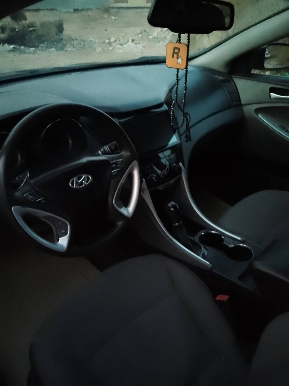 السلام عليكم سوناته 13وارد امركي السياره بيه ضربه جاملغ خلفي بدون داخل وجاهزه ماذب عليه ربع كير مكينه تخم تايرات صدر كهربايات مابيه شي موشغال مصبوغه مشروع وطني وين ماجان تداور السعر 85 وبيه مجال مكاني بابل وترهم مراوس ***********
