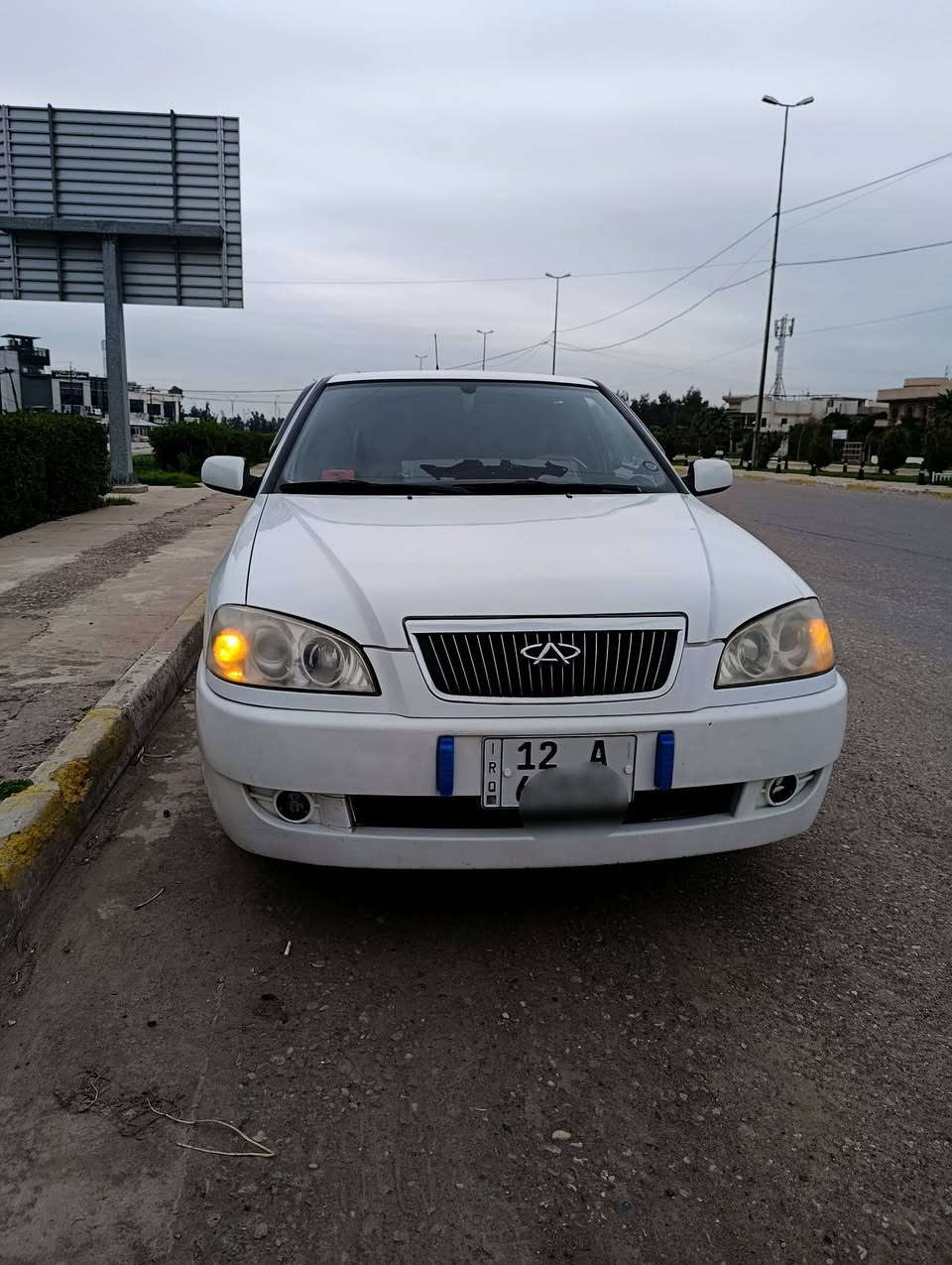 السلام عليكم
للبيع شيري كوين 2013 

تبريد ثلج  تدفئة شغال 

طخم جديد 100%

بدون قطرة صبغ 

مكانتين بارد فقط + بداية خيسان بل دوائر الاماميه سياره على وضع الشركه 

قفل مركزي 

مري كهرب 

جامات كهرب 

كاربون شخصي ماستر 

ماشيه 187

محرك بدايت نفخ 

غرامات صفر 

رقم نينوى دولي شرط التحويل فقط 

 عنوان سياره حي الميثاق 

***********
