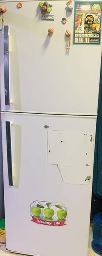 ثلاجه • استعمال خفيف • تواصل خاص