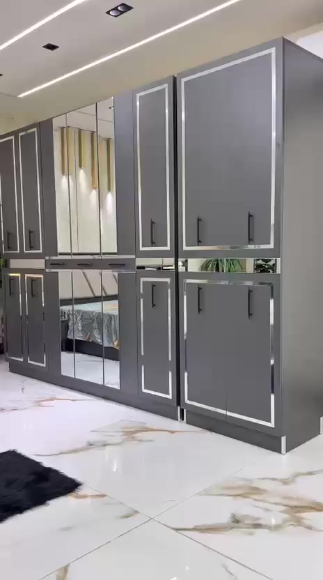 *موديل            5007            الرصاصي*مليون200الف
*10 قطع          كنتور ملحق  🎁  300*      
✅ السرير مخزن 
✅ الميز تواليت الضخم
🥇  
✅ شغل ممتاز 
✅ المصنع الأصلي   
✅ قياسات ضخمه


**إذا كنت صاحب هذا الإعلان وتريد حذفه لأي سبب، رجاءا أرسل رسالة إلى الدعم الفني**