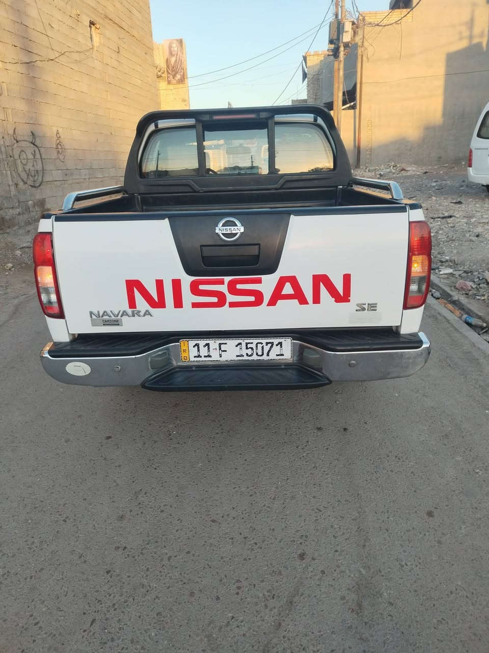 سلام عليكم نيفاره ٢٠١٣ سياره جديده مكفوله من كلشي شوف الفيديو خابر مكان بغداد تبريد شغال رقم بغداد ***********
