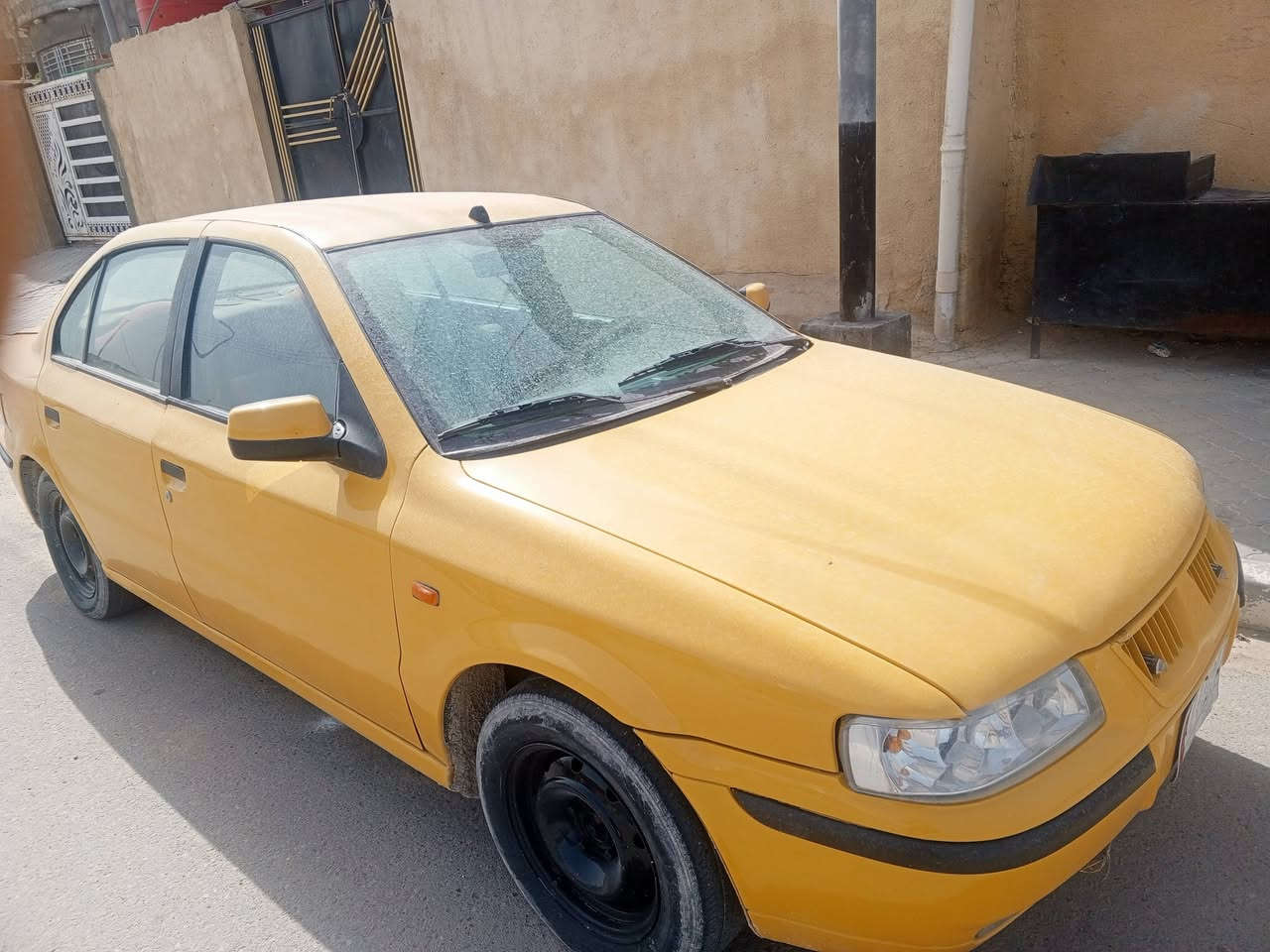 سلام عليكم سمند ناطق مديل 2012 مكينه وكير كورلا  رقم بصره  ما مطلوبه ولا الف  السعر 30./ مكان البصره الزبير  ***********
