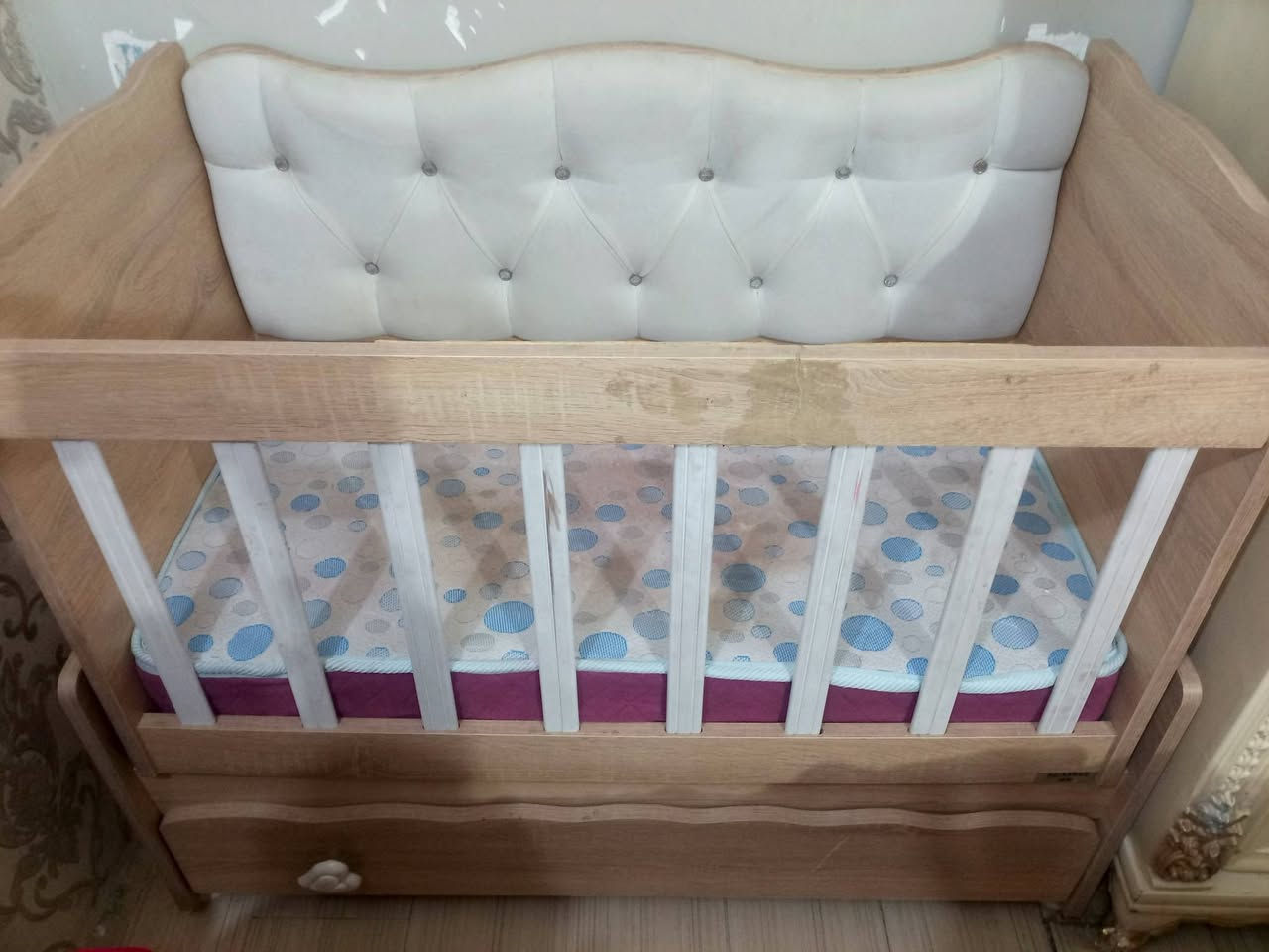 السلام عليكم 
چربايه طفل للبيع 
السعر 75وبيه مجال 
***********
