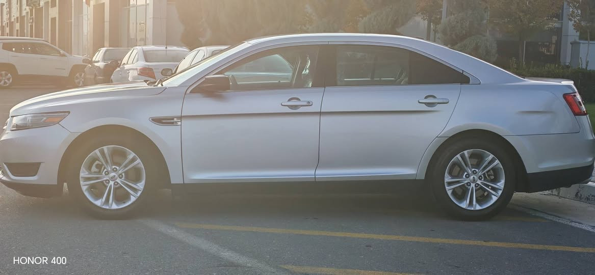 فوردتورس ٢٠١٣ شريكة نيفا
بدون أي ضرر بدون صبغ مكفول كفالةخليجي
محرك ٦سلندر 
ماشي ١٢٨الف ميل مواصفاتse داخل أصفر 
محرك مفتوح بس ب شرط فحص صور سونار مرفقة ب المنشور 
العنوان السليمانية معرض باران
***********
*********** السليمانية, العراق
