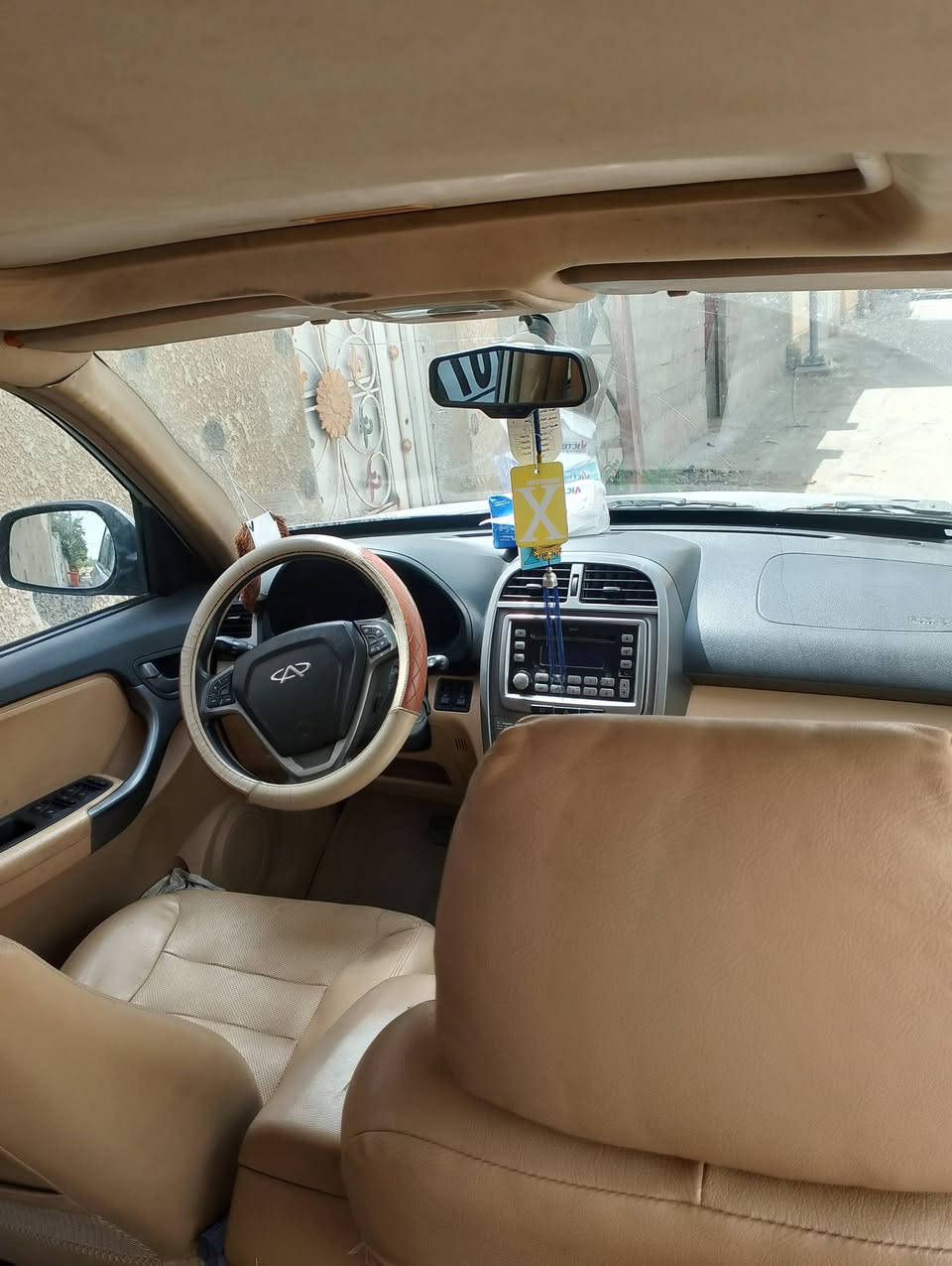 تحية طيبة..
سيارة تيكو ، 2014 ، گير ميكانيكي ، اللون رصاصي فيلي ، جاهزة السيارة من كل النواحي ، الرقم واسط ، للبيع او المراوس وللأستفسار الأتصال ***********.
السعر المطلوب 59$
