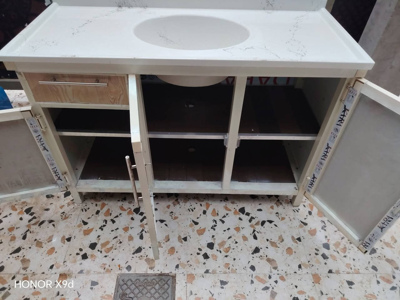 سنك مرمر السعر 85 وبي مجال *********** مكاني كركوك حي الحجاج
