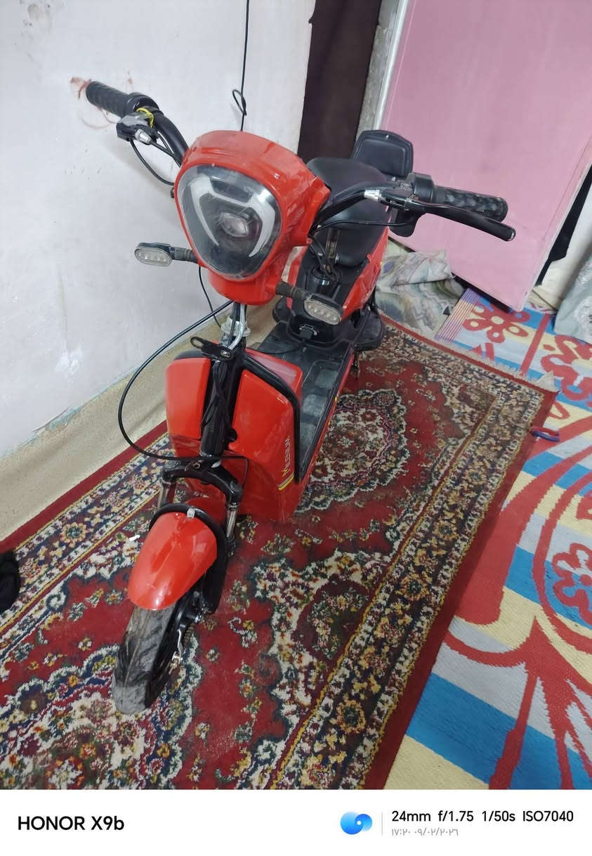 بايسكل شحن ل بيع نضافة 80بل مية مكان العبيدي سعره ٢٥٠ بيه مجال حك جيه ***********
