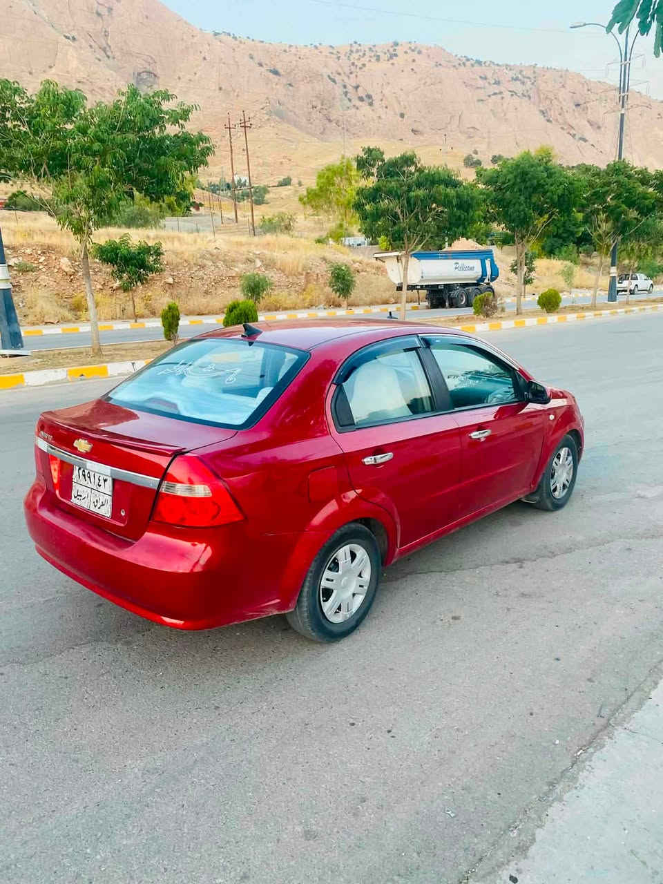 شۆفرێت ئەڤیو مۆدیل 2010 گێڕ تۆماتیک مەکینە گەورە گێڕو مەکینەی نەکراوەتۆ لۆک بەشەرتە  تەبریت ساردووگەرم بەشەرتە ڕەقەمو سەنەوی        هەولێرە ژمارەی داخراوە من بەشەرتی ئاوالیاتو حاسیبەو غەرامەو  ماڵی کەس نەبێو پارەی کەسی تیانەبیو بەوشەرتە ئەی فرۆشم بێ بۆیاخ بی ساردووشوخوت لۆک لۆکە هەموگیانی لەسەردەقی شەریک ماوەتۆ بی مەسرەف جوار تایەی تازەی بۆبسراوە یەک دینار مەسرفی تیانیە بەوشەرتە   سعری 36وەرەقە   ***********   ***********    ***********
