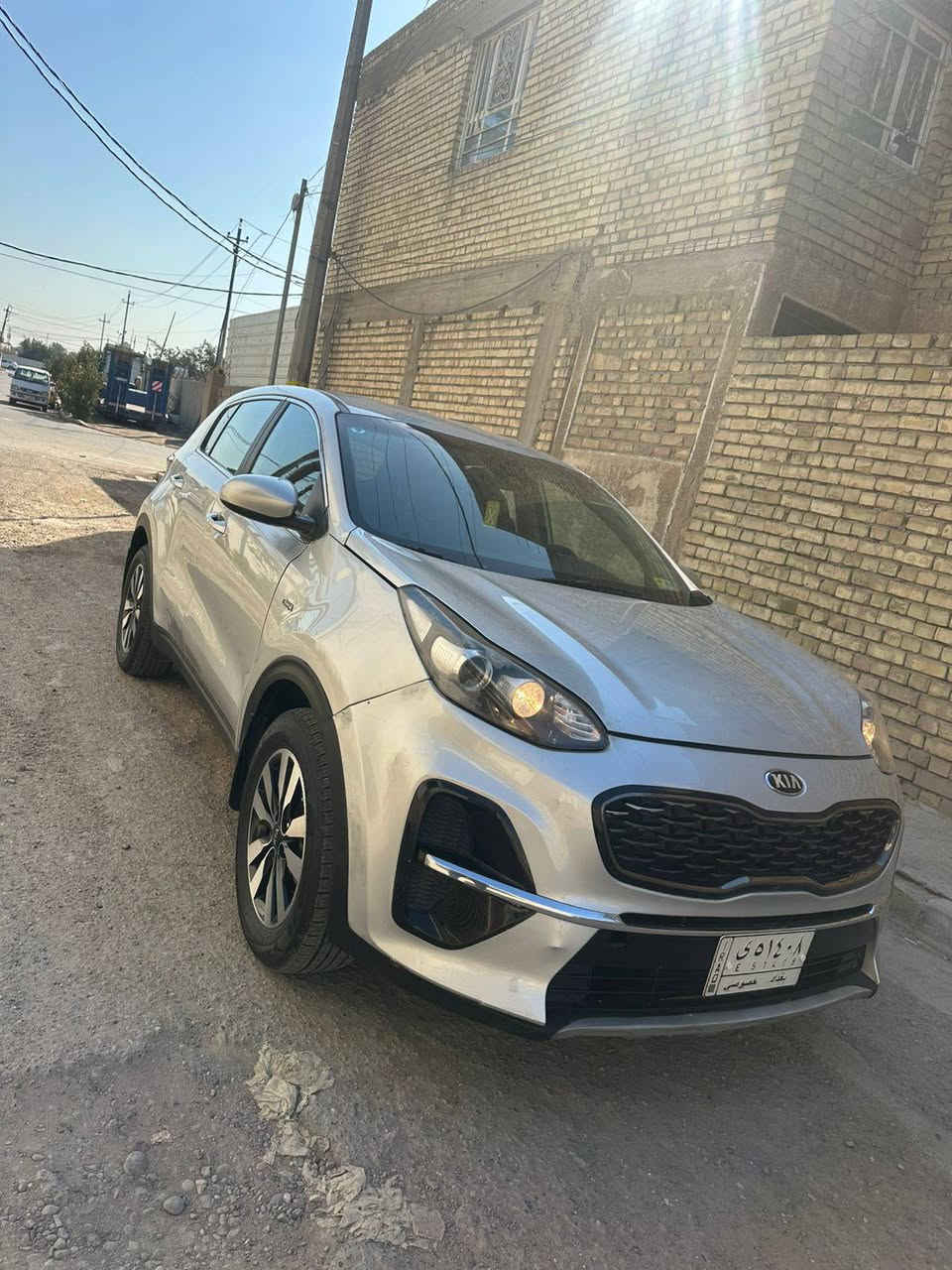 سلام عليكم سبورتج 2022 وارد  امريكي بيه بنيد جملغ صبغ ماشية ٥٨ الف   مكينه ٢٤٠٠  راقم بغداد نص فوال السيارة جديدة سونار بال منشور   مكان سيارة بغداد ***********   السعر 166   تراهم مروس
