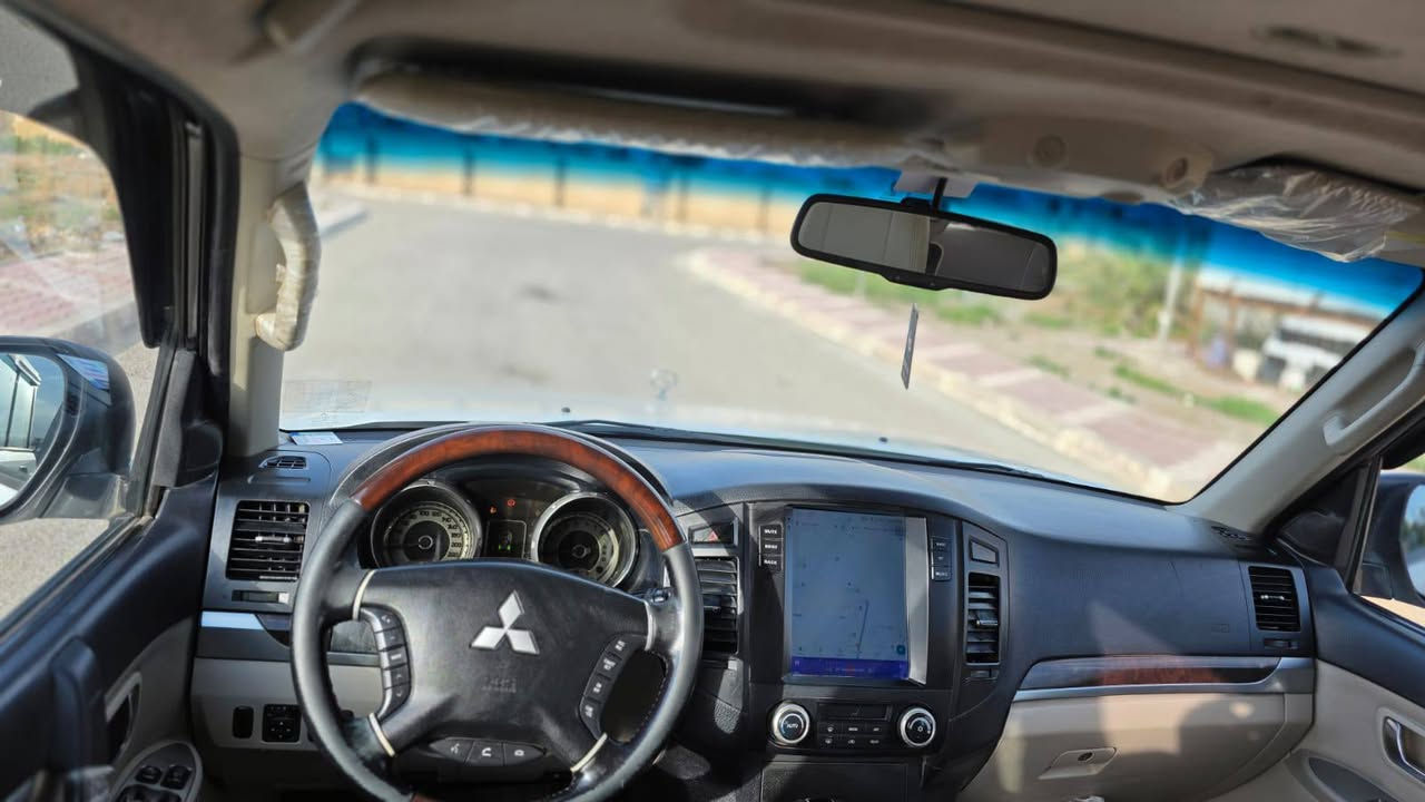 السلام عليكم
ميتسوبيشي باجيرو  موديل 2011 مكفولة بيه كم شخط بسيط بدون تكحيل أو صبغ

محرك كير اكسل مكفولات السيارة جاهزة من كل شي ماشية192 الف  كيلو السيارة موجودة بابل  مكينة 3500 رقم بغداد والسنوية نافذة نهاية سنة  2026 باسمي تحويل مباشر سعر البيع160$ مع مجال قليل

موبايل ***********
