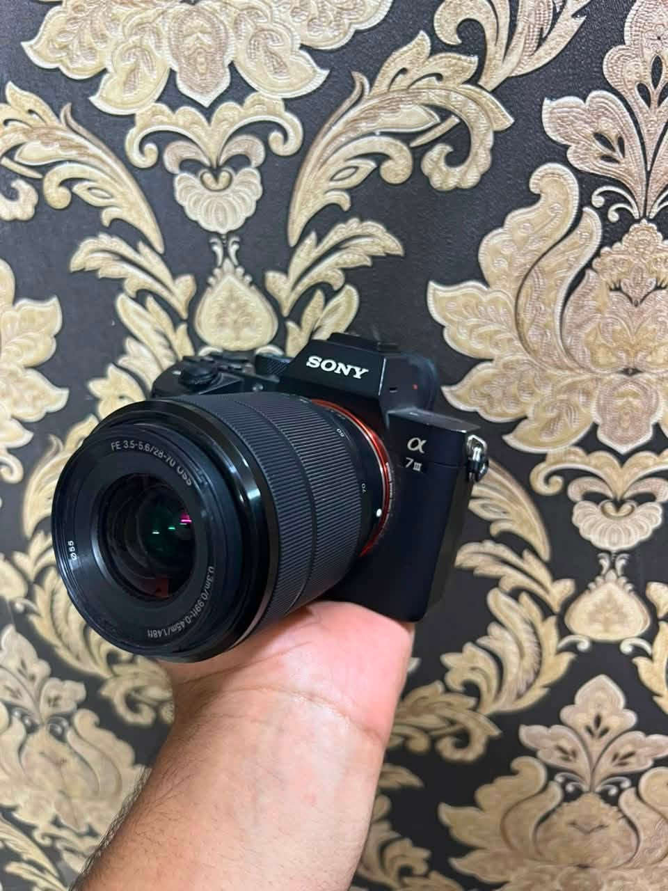 📸 للبيع كامرة Sony a7lllبحالة ممتازة جداً 📸

كامرة نظيفة جداً واستخدام شهر واحد فقط، مناسبة للمصورين وصناع المحتوى ومحبي التصوير الاحترافي.

✅Sony a7lll ✅ عدسة مرفقة ✅ شاحن أصلي ✅ كيبلات وملحقات كاملة ✅ كتيب الاستخدام ✅ جاهزة للعمل مباشرة

💰 السعر: مليونين و 100 الف وبيها مجال 
للجادين فقط.

 العنوان: النجف الاشرف 📌

📞 للتواصل والاستفسار: ***********

فرصة ممتازة لاقتناء كامرة احترافية بحالة نظيفة وسعر مناسب، والبيع مستعجل. 🔥📸

