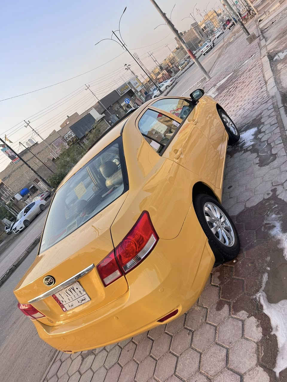 سلام عليكم بي واي دي 2016 مكفوله من الضربه وتبديل صبغ جماليه فقط اثر جراد كير محرك شرط كورلا نحله 1800 كهربائيات كله شغاله مسجل شاشه تاب غرفه جديده كلش تخم تاير جديد سلايت روف سياره فول اربع بصمات سياره احله من صور مشروع وطني سنويه 2027 مصفره هيئه وغرمات تحويل مباشر السعر 58 رقم ت ***********
