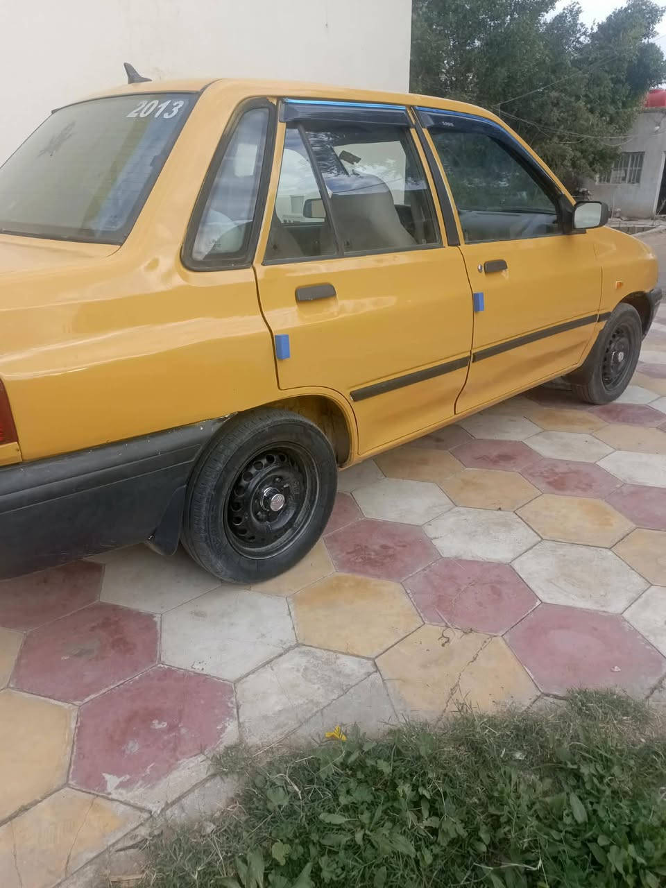 اسلام عليكم سايبه لبيع موديل 13رقم مثني تحويل مباشر مكفوله من الظربه مكينه كير  شرط تخم تاير جديد جاهزه اي نقص مابيه سعر25اوبيه مجال عنواني ديوانية ***********
