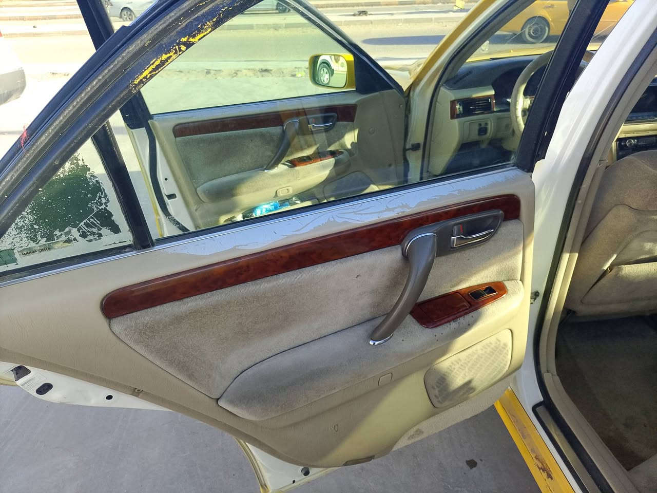 للبيع اصل كرستال محرك D4 كارتون كير كارتون تخم تاير جديد تبريد شرط مكفولة من الكص السعر 65 وبي مجال هيئة صفر غرامات صفر مكان السيارة الديوانية المركز
***********
