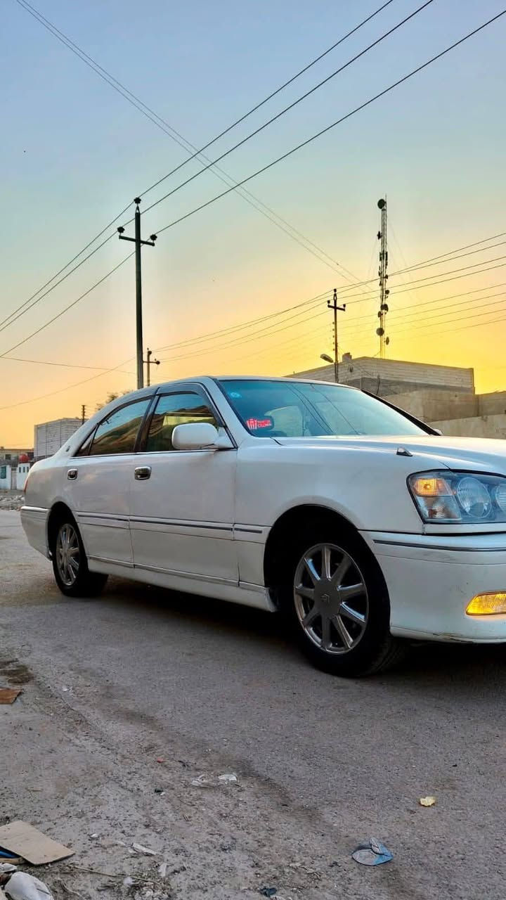 السلام عليكم 
ملكه موديل 2000 محرك ففيتي 2500  كرستال 3 دكم رقم ذي قار انكليزي تحويل مصبوغه اثر ضربه بلجاملغ الخلفي وبيهه مكانات معجون اكفل محرك وكير وتبريد وعيب شرعي السعر 110 وبي مجال المكان الناصريه مركز للاستفسار *********** واتساب ومازنجر مفتوح
