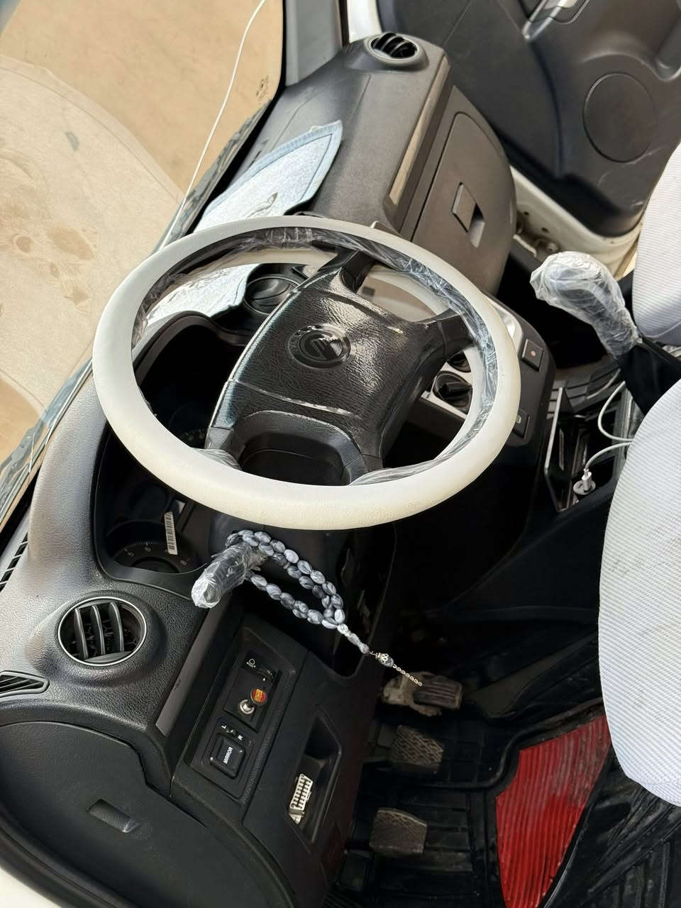 سلام عليكم سي كي للبيع موديل 2013قصه الجديده 
سيارا جاهزا منقصها اي شي 
طخم امامي خلفي جديد طخم تايه جديد 
تبريد ثلج 
كابون بانزين ورقي ويها 
سيار برغي منقصها جاهزه من كلشي 
بيها طخا بل جاملخ الامامي نص جاملغ 
سعر السيارا 57 وبيها مجال حك الجيه 
تفاصيل اكثر اتصال ع رقم 
***********
***********
