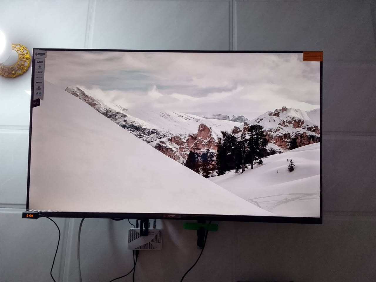 سلام عليكم.  شاشه بلازما حجم 43 اصدار حديث 14 فول انترنت تدعم جميع البرامج....جديده مستعمله ايام.  

ضد الكسر ضمان سنتين.  بلزكاته. 

سعر..  ٢١٥.  الف. 

عنوان كربلاء المقدسة.    

اي ستفسار.   ***********
