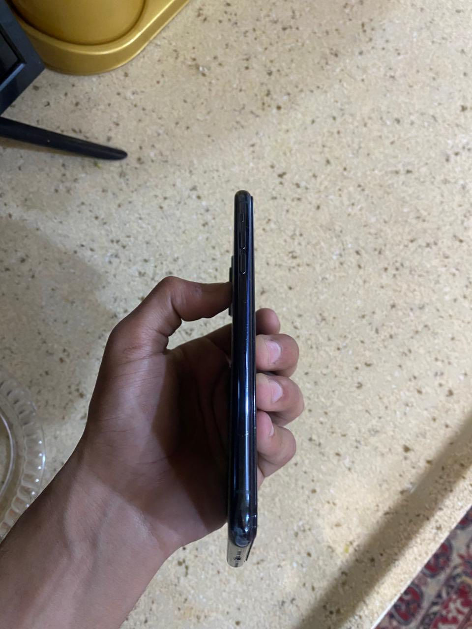 ايفون 11 برو ماكس ذاكره 256 شرق اوسط امبدل بي فقط بطاريه 100 الجهاز فقط بي زلغين بالشاشة الاصليه ومامبينات 60 فريم ببجي سعره 375 مكاني بغداد حي الاعلام قرب تقاطع درويش ومتواجد واتساب ***********
